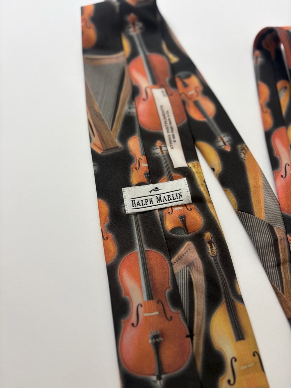 Black Musical Instrument Pattern Men's Tie Ralph Marlin - Picture 4 of 4